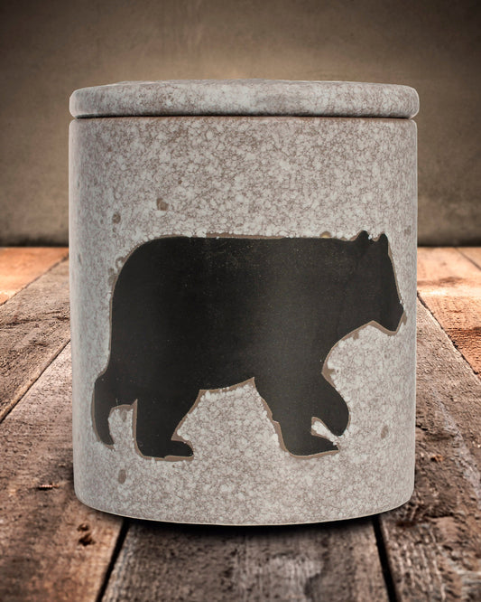 BEAR TRACKS Wildlife Candle - 22oz